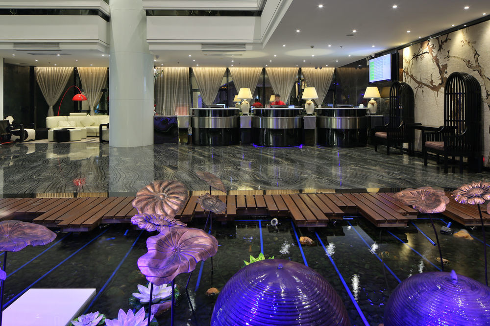 Paco Hotel Guangzhou East Railway Station Branch Eksteriør billede